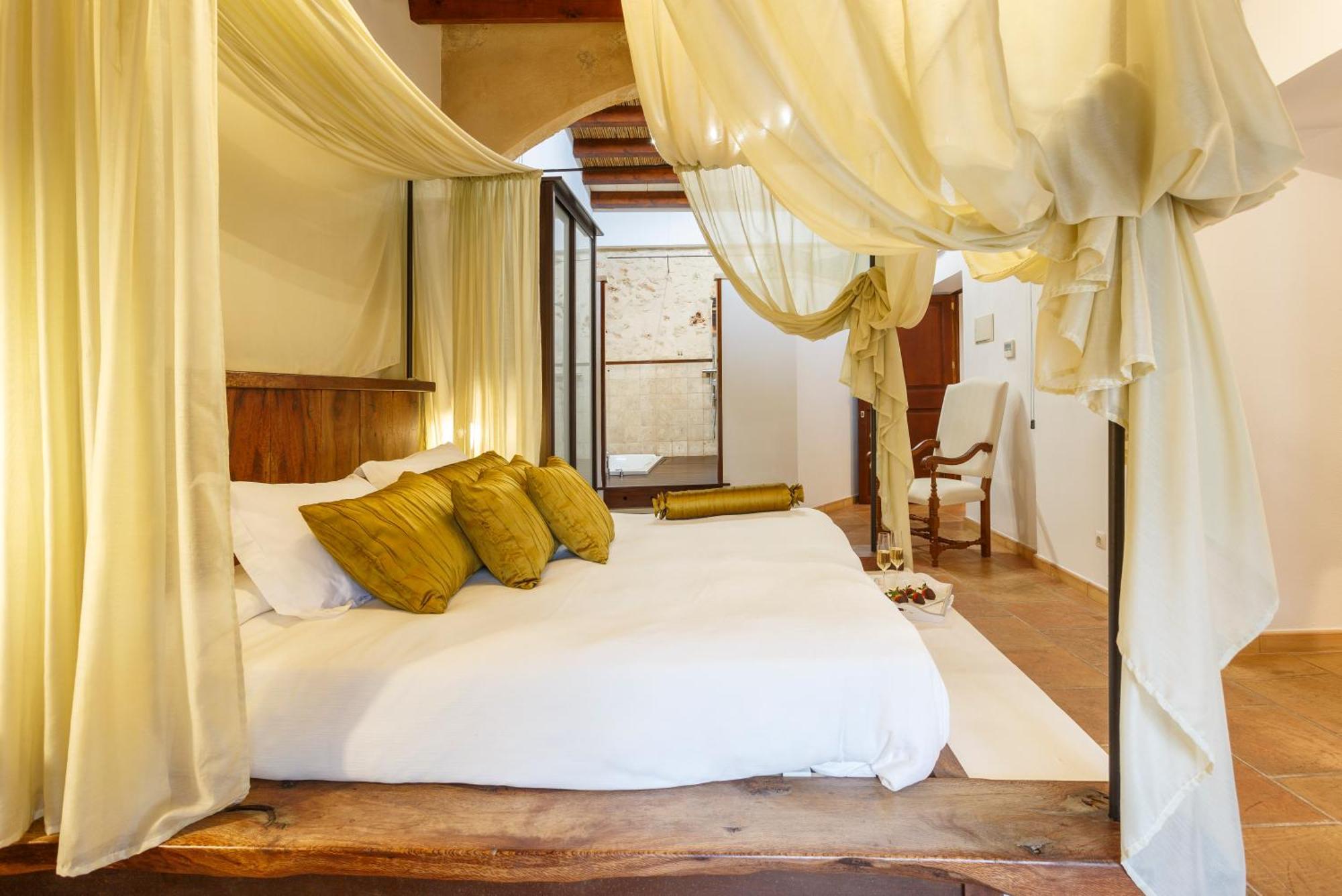 Can Joan Capo - Adults Only Sineu  Room photo
